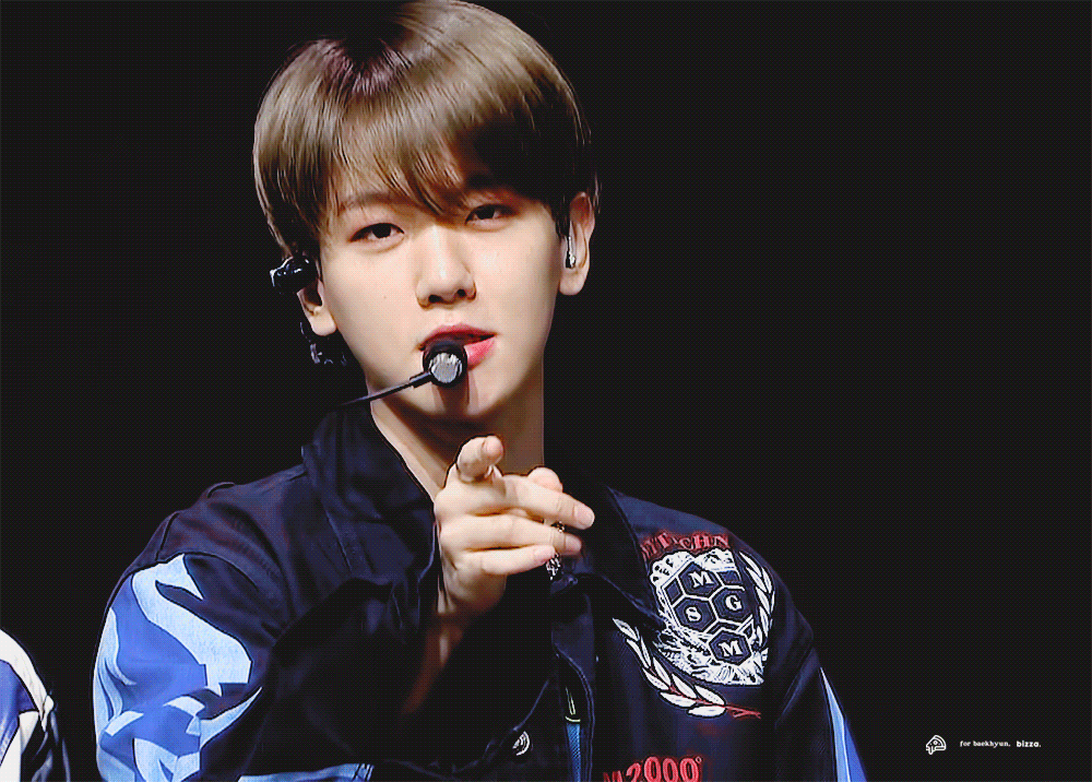 Foto aktivitas terbaru Baekhyun (EXO)