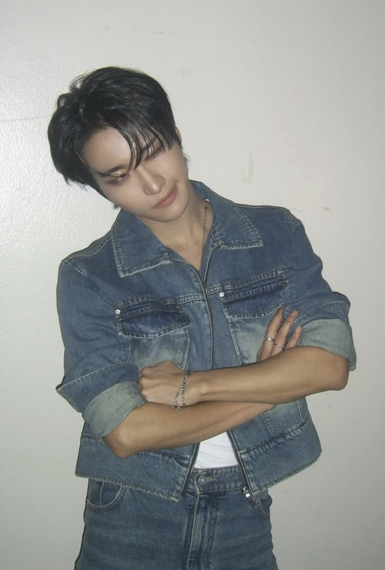 A moment captured by Seonghwa (ATEEZ)'s fan