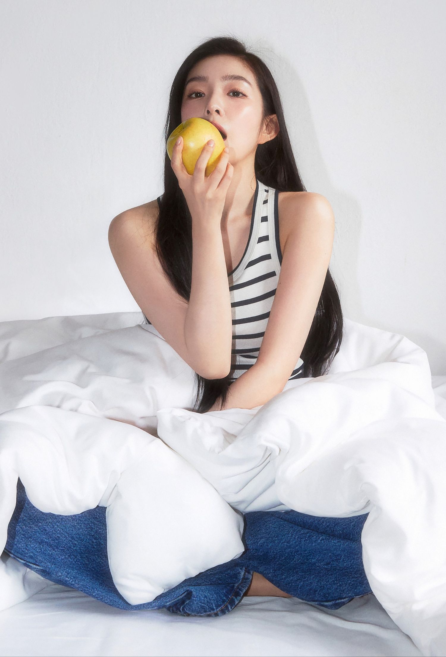 Behind-the-scenes cut of Irene (Red Velvet)