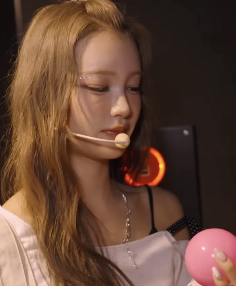 A moment captured by Sakurai Miu (ME:I)'s fan