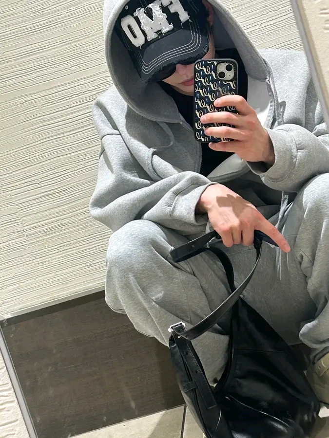 Latest photo of Kim Jiwoong (ZEROBASEONE)