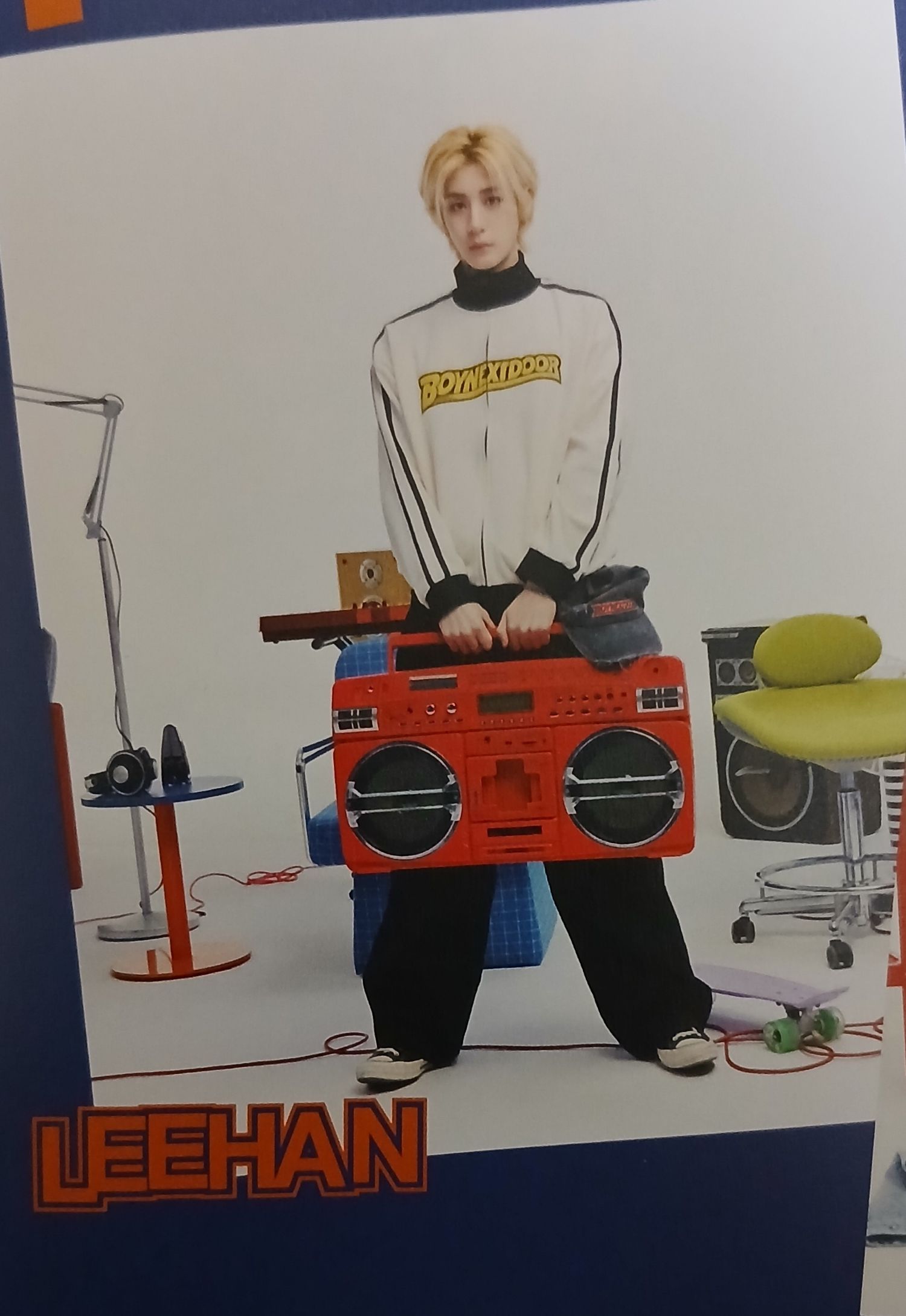 Behind-the-scenes cut of Leehan (BOYNEXTDOOR)