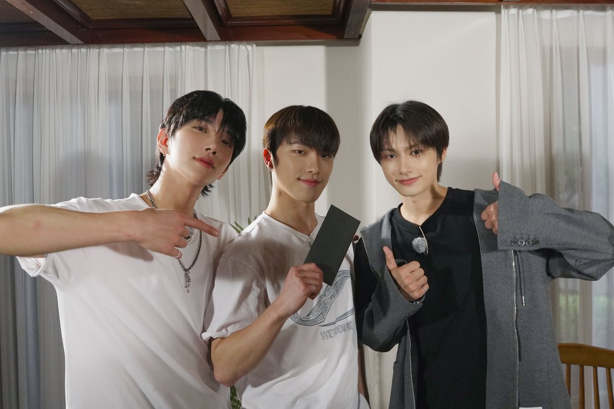 SEVENTEENの舞台裏ショット