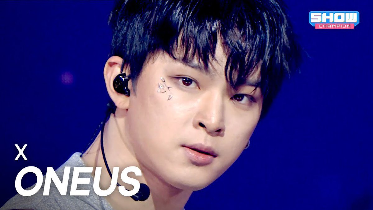 A moment captured by ONEUS's fan
