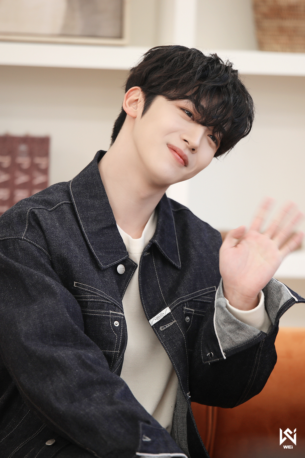 Latest photo of Kim Yohan (WEi)