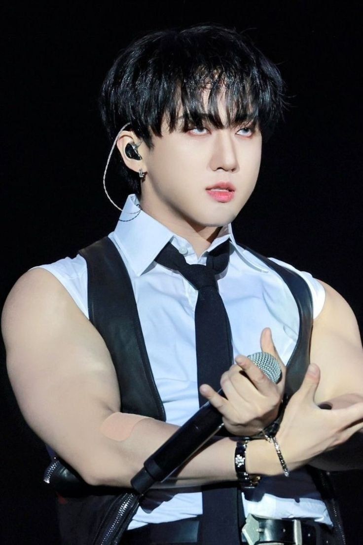 Latest photo of Changbin (Stray Kids)