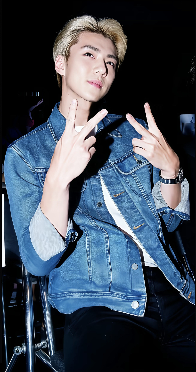 The most beloved wallpaper among Sehun (EXO)'s fans