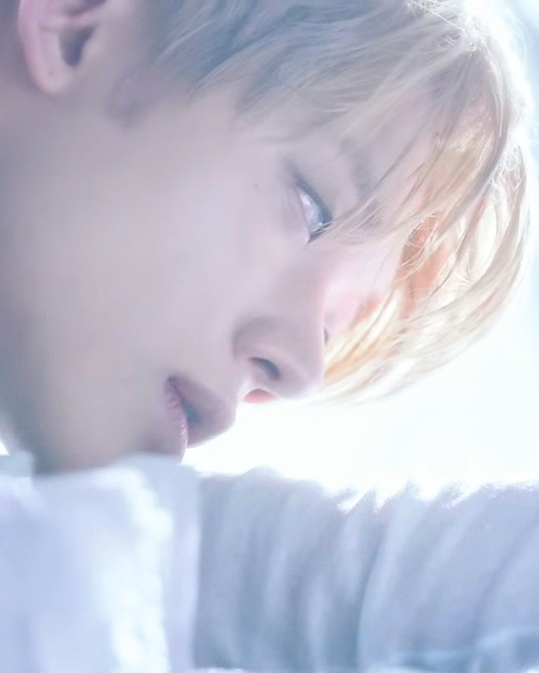 Latest photo of Yeonjun (TOMORROW X TOGETHER)