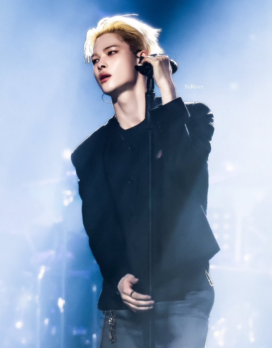 NI-KI (ENHYPEN)的最新活动照片