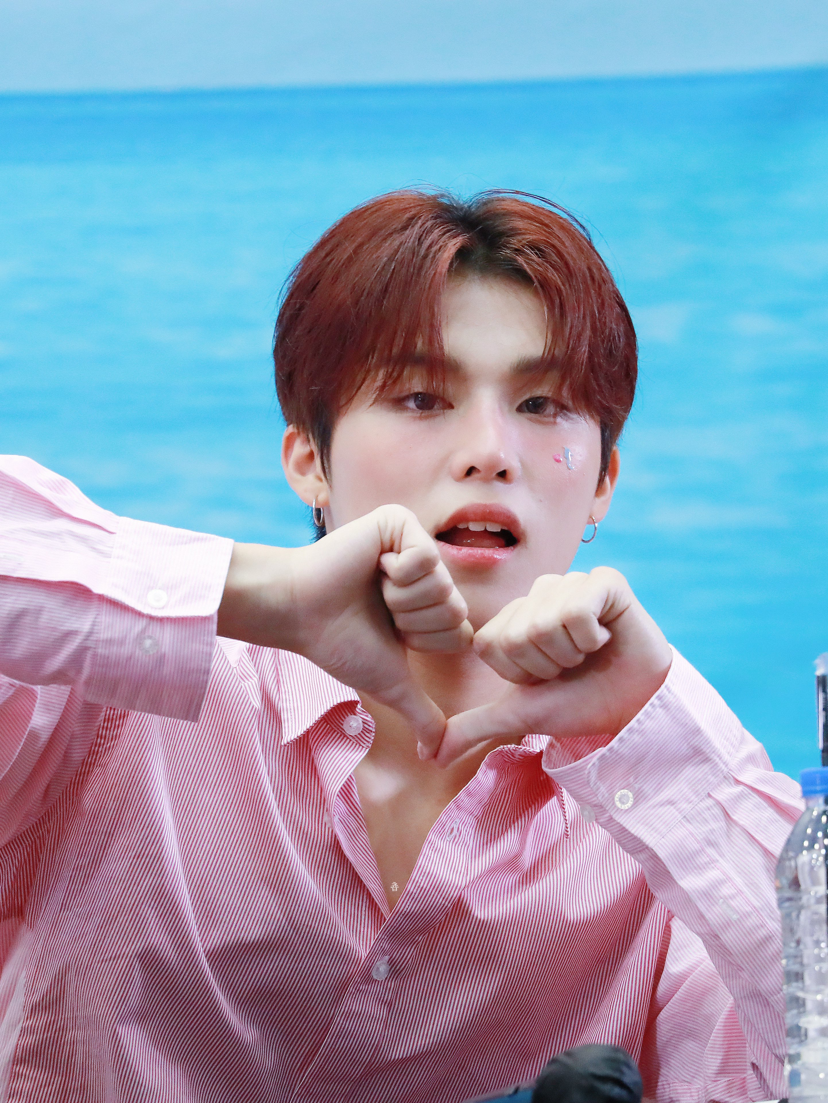 A moment captured by Park Jeongwoo (TREASURE)'s fan