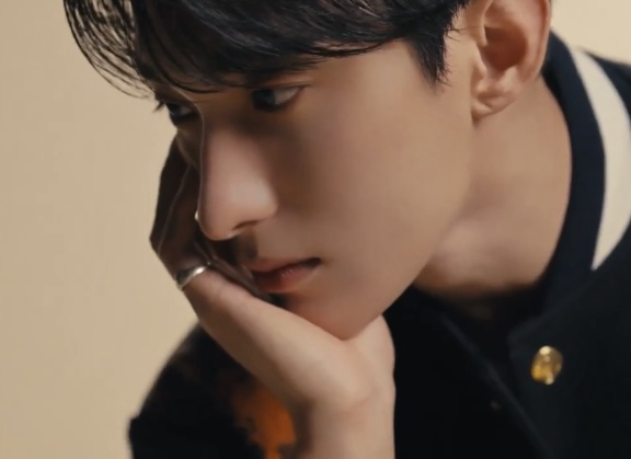 Latest photo of DK (SEVENTEEN)