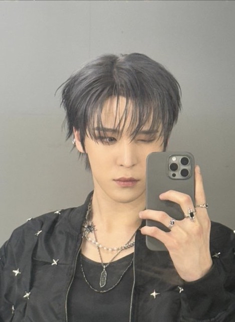 Recent activity shot of Yunho (ATEEZ)