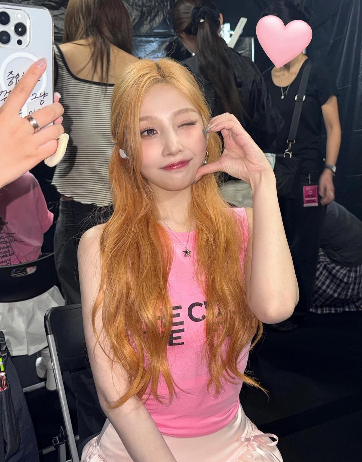 Behind-the-scenes cut of Red Velvet