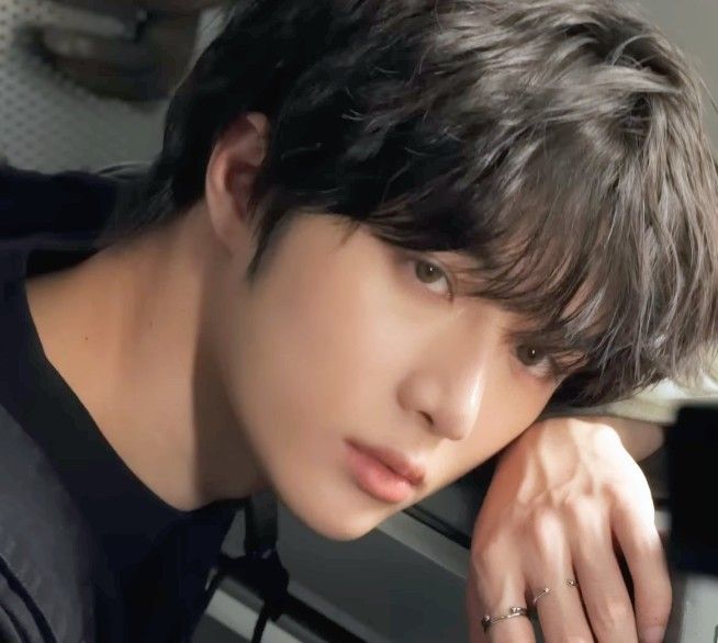 Recent activity shot of Beomgyu (TOMORROW X TOGETHER)