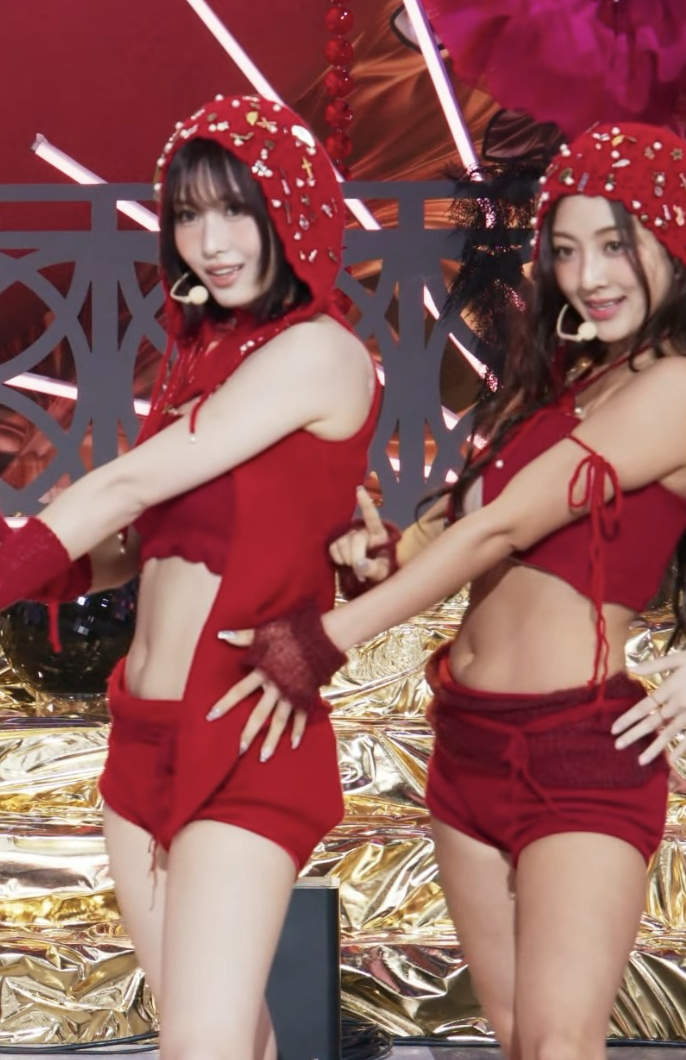 Momo (TWICE)的最新活动照片