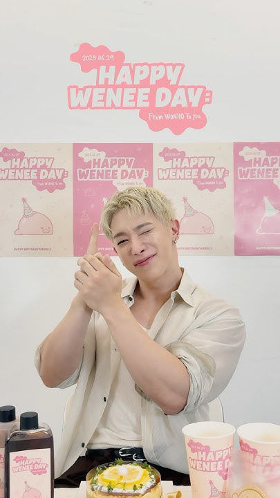 A moment captured by Wonho's fan