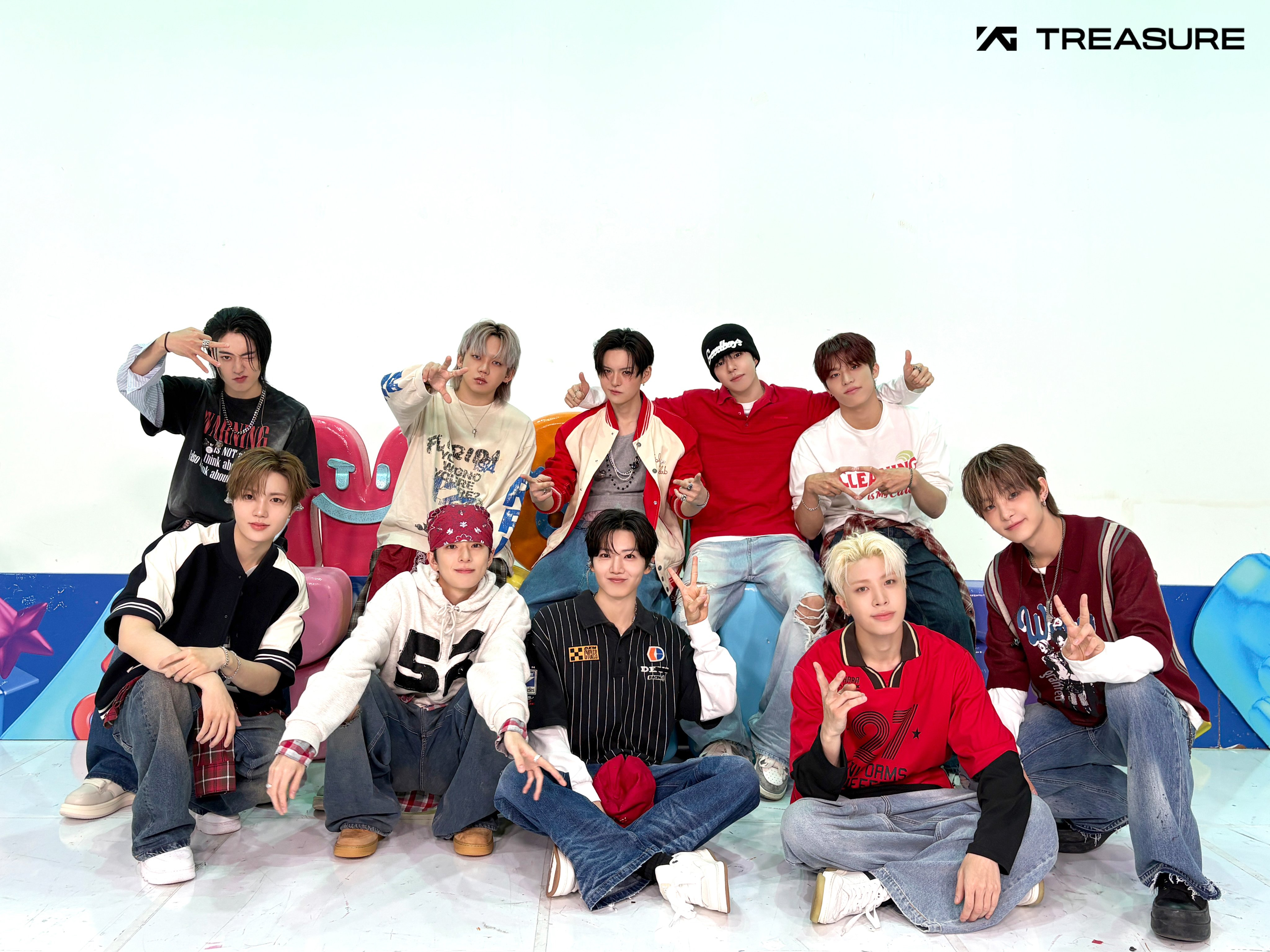 Latest photo of TREASURE