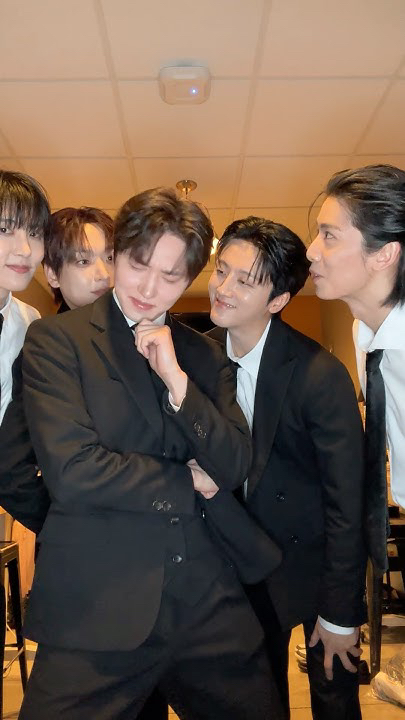 Recent activity shot of Hwiyoung (SF9)