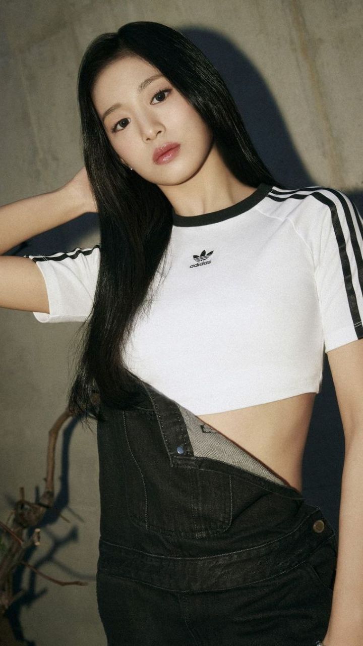 Potret di balik layar Ahyeon (BABYMONSTER)