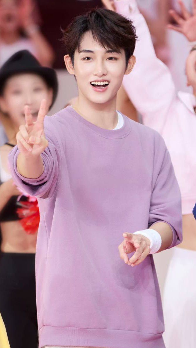 Behind-the-scenes cut of WINWIN (WayV)