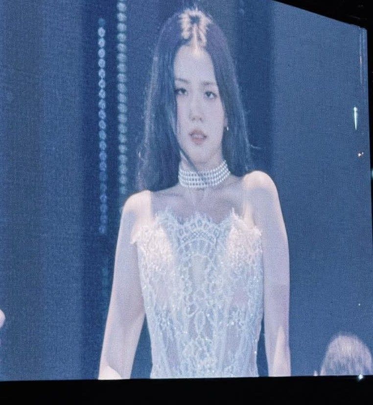 智秀 (BLACKPINK)的幕後花絮