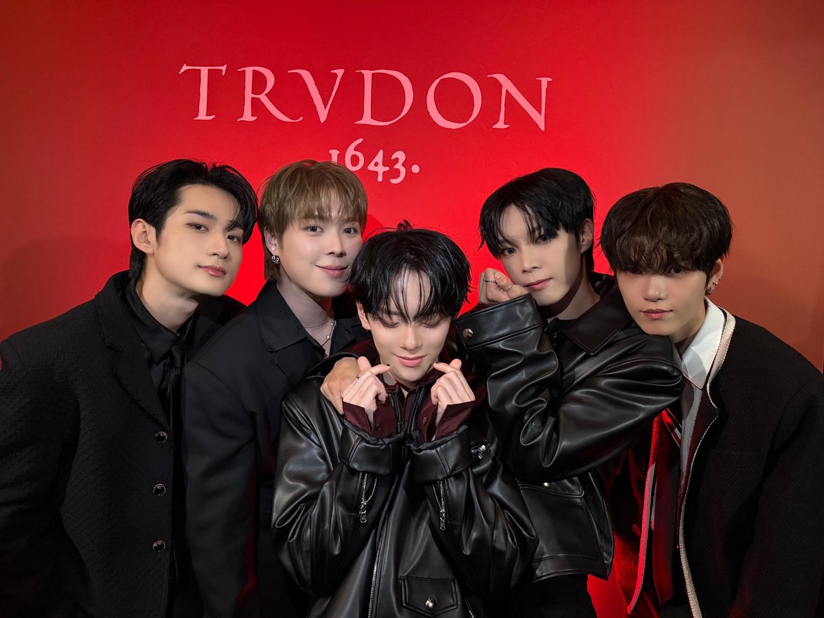 Latest photo of VERIVERY