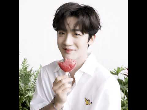 Behind-the-scenes cut of Kim Yohan (WEi)