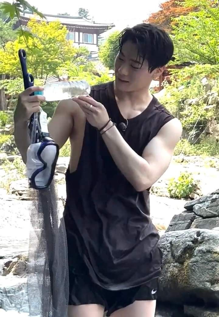 Recent activity shot of Moonbin (ASTRO)