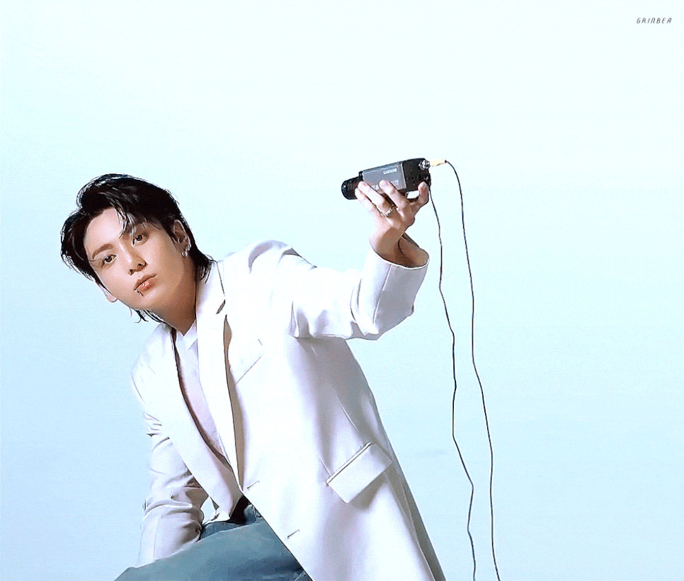 A moment captured by Jungkook (BTS)'s fan