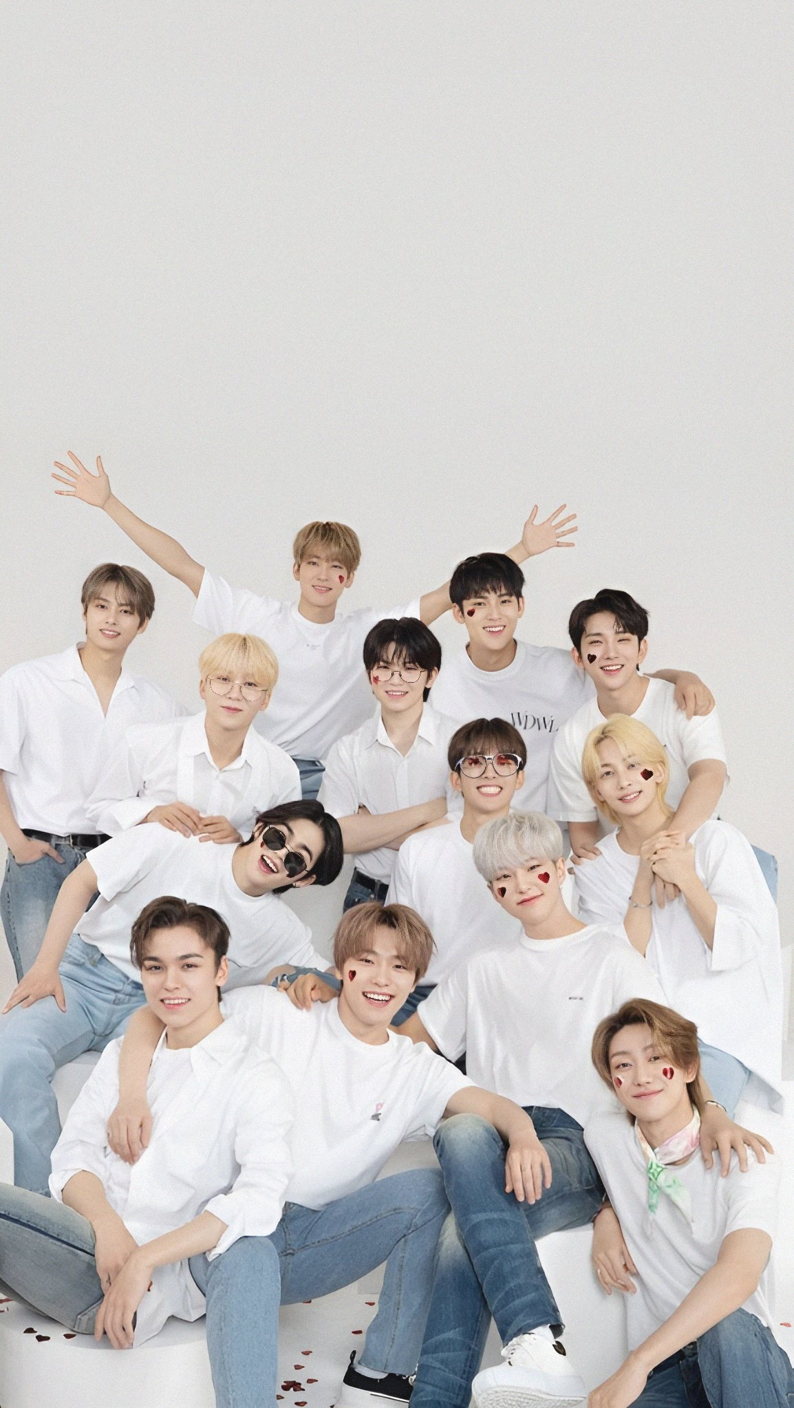 최애 팬덤이 추천하는 정한 (세븐틴) 배경 이미지