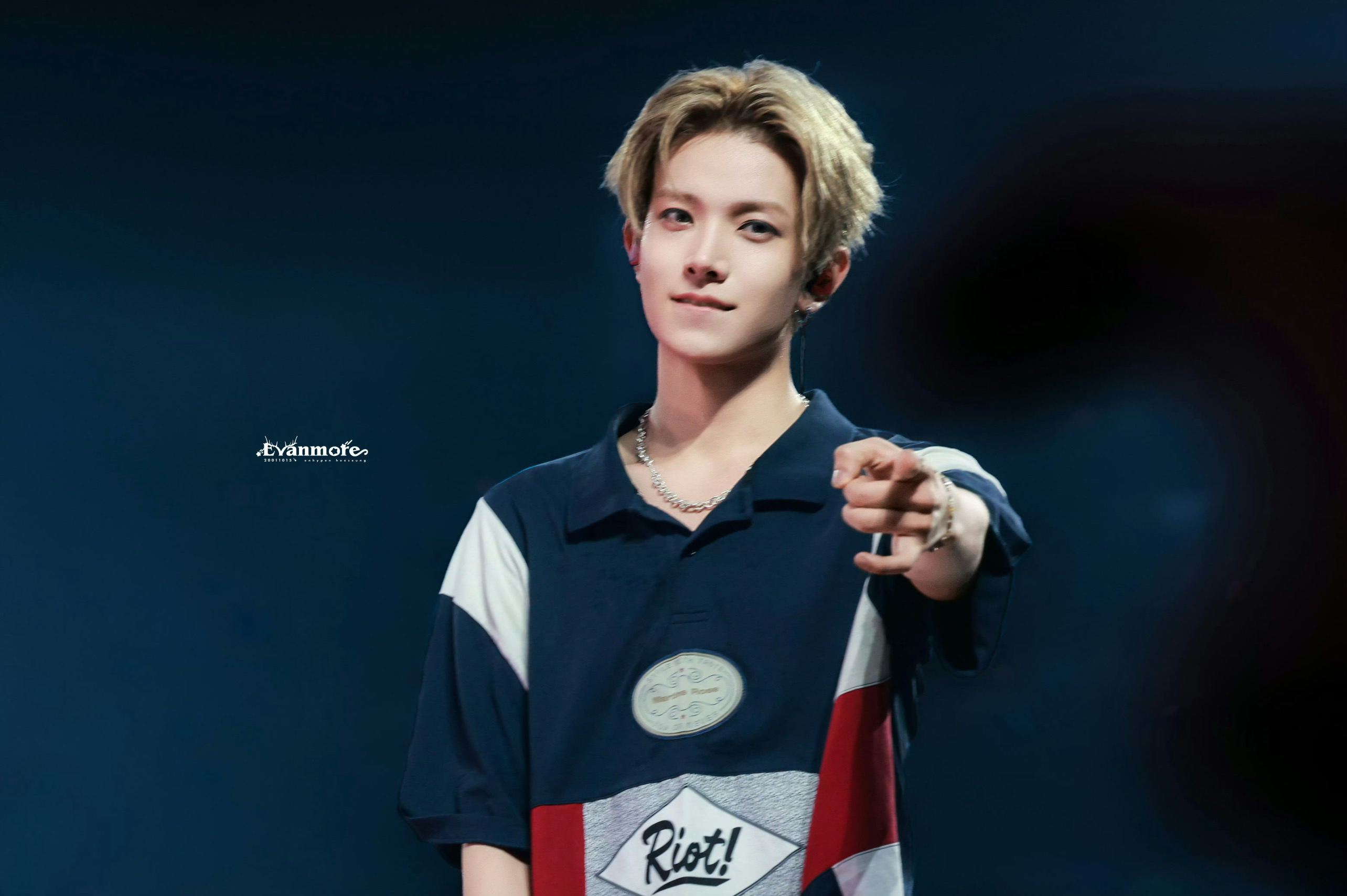 Foto aktivitas terbaru Heeseung (ENHYPEN)