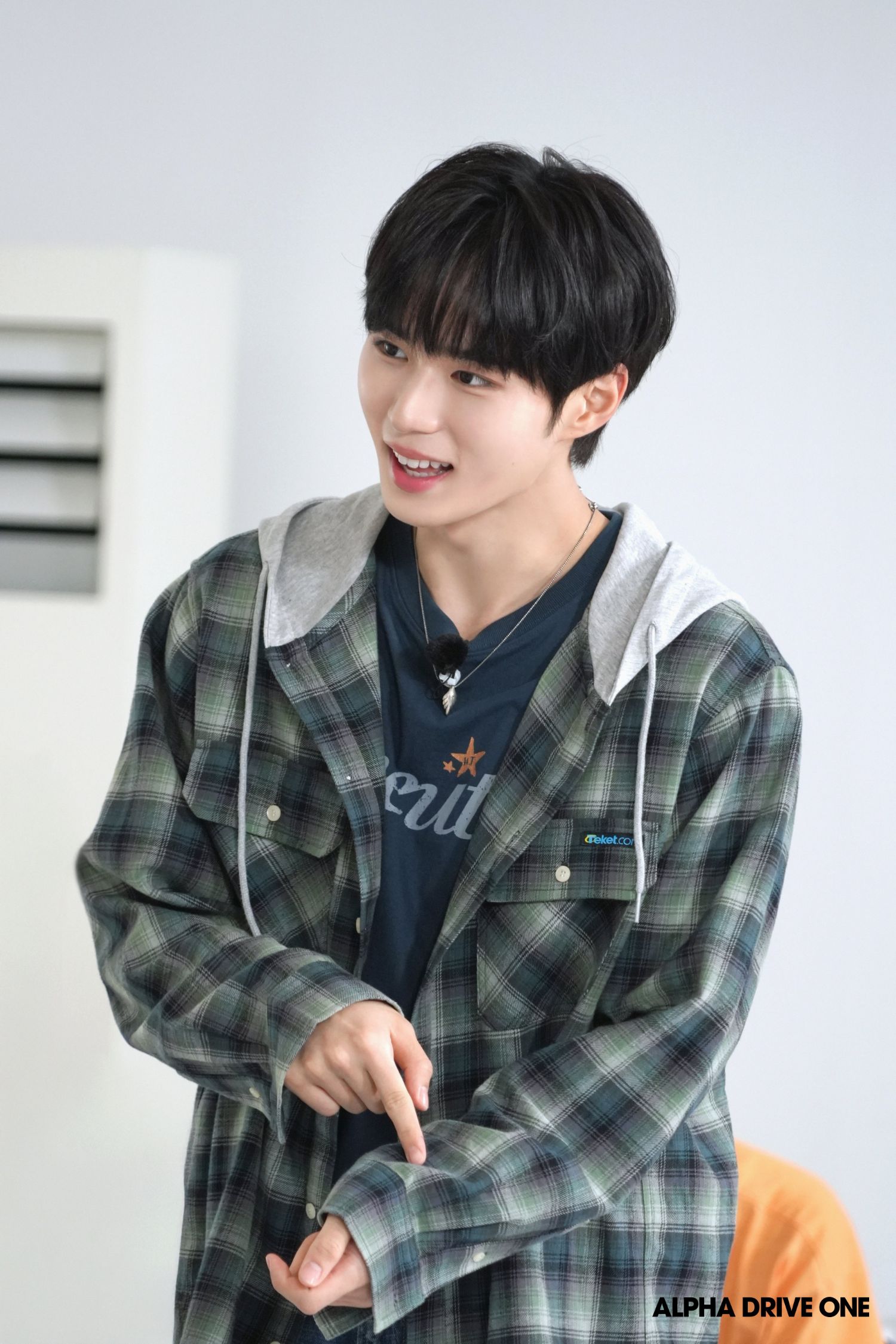 Foto aktivitas terbaru Kim Junseo (ALPHA DRIVE ONE)