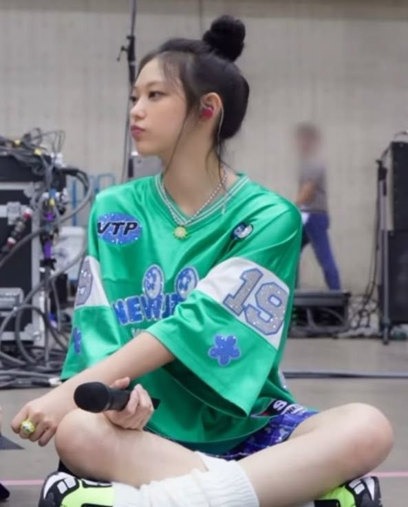ヘリン (NewJeans)の最近の活動写真