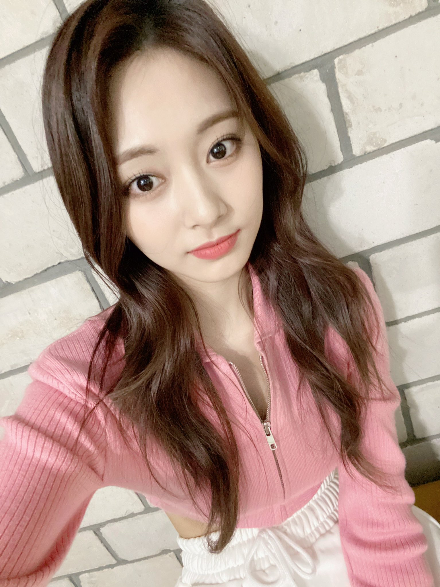 Recent activity shot of Tzuyu (TWICE)