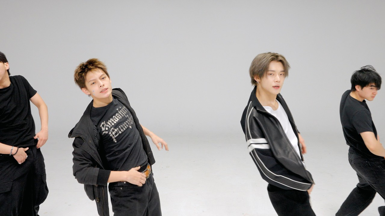 투모로우바이투게더의 최신 사진