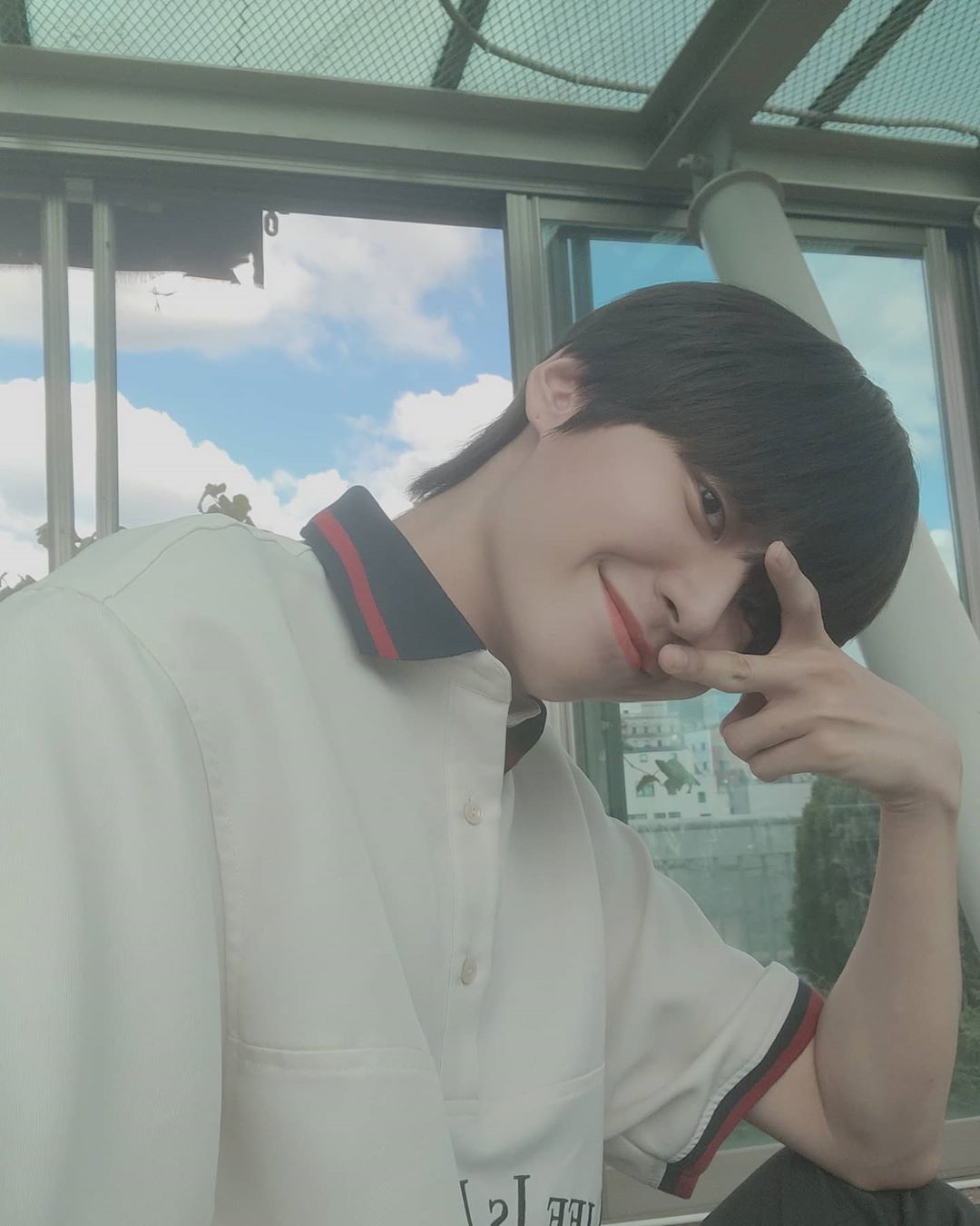A moment captured by Lee Jinhyuk's fan