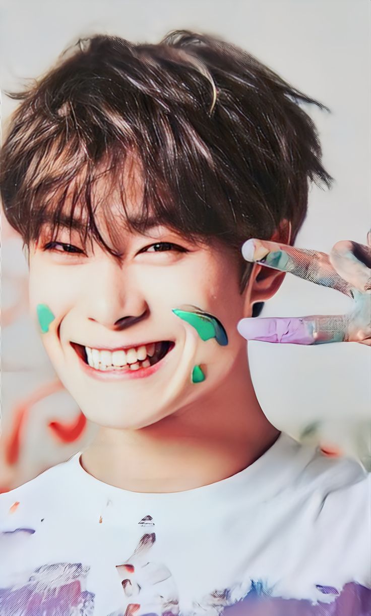 Latest photo of Moonbin (ASTRO)