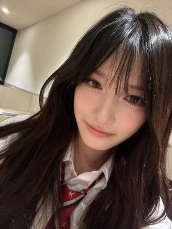 A moment captured by Leeseo (IVE)'s fan