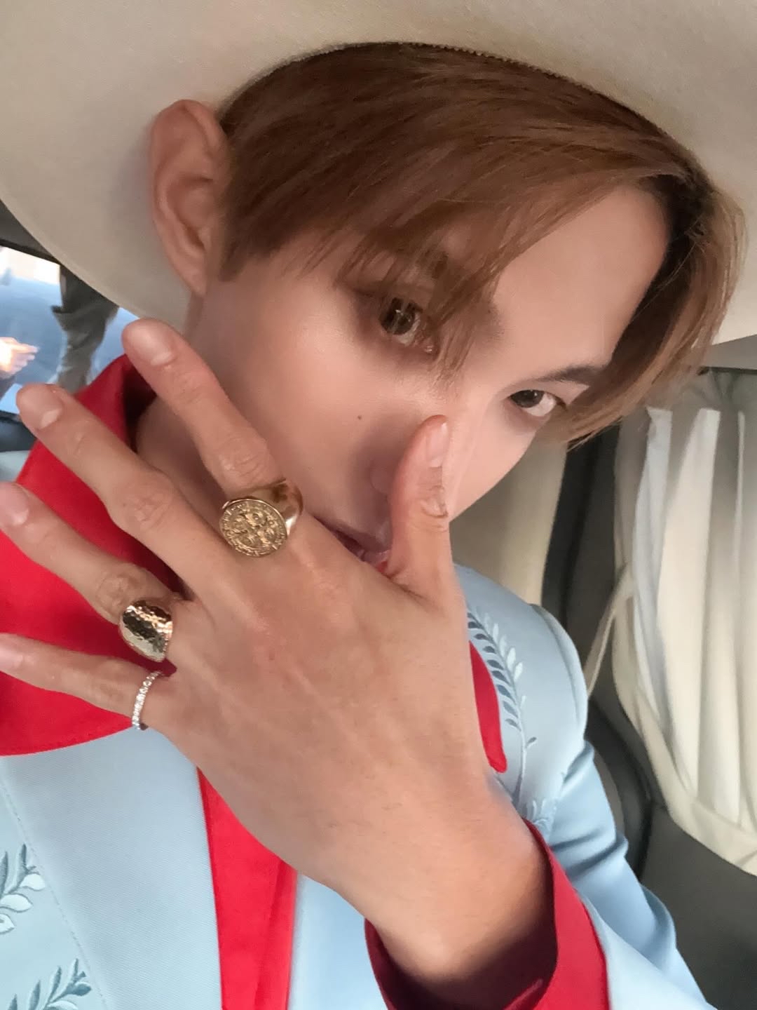 Behind-the-scenes cut of DK (SEVENTEEN)