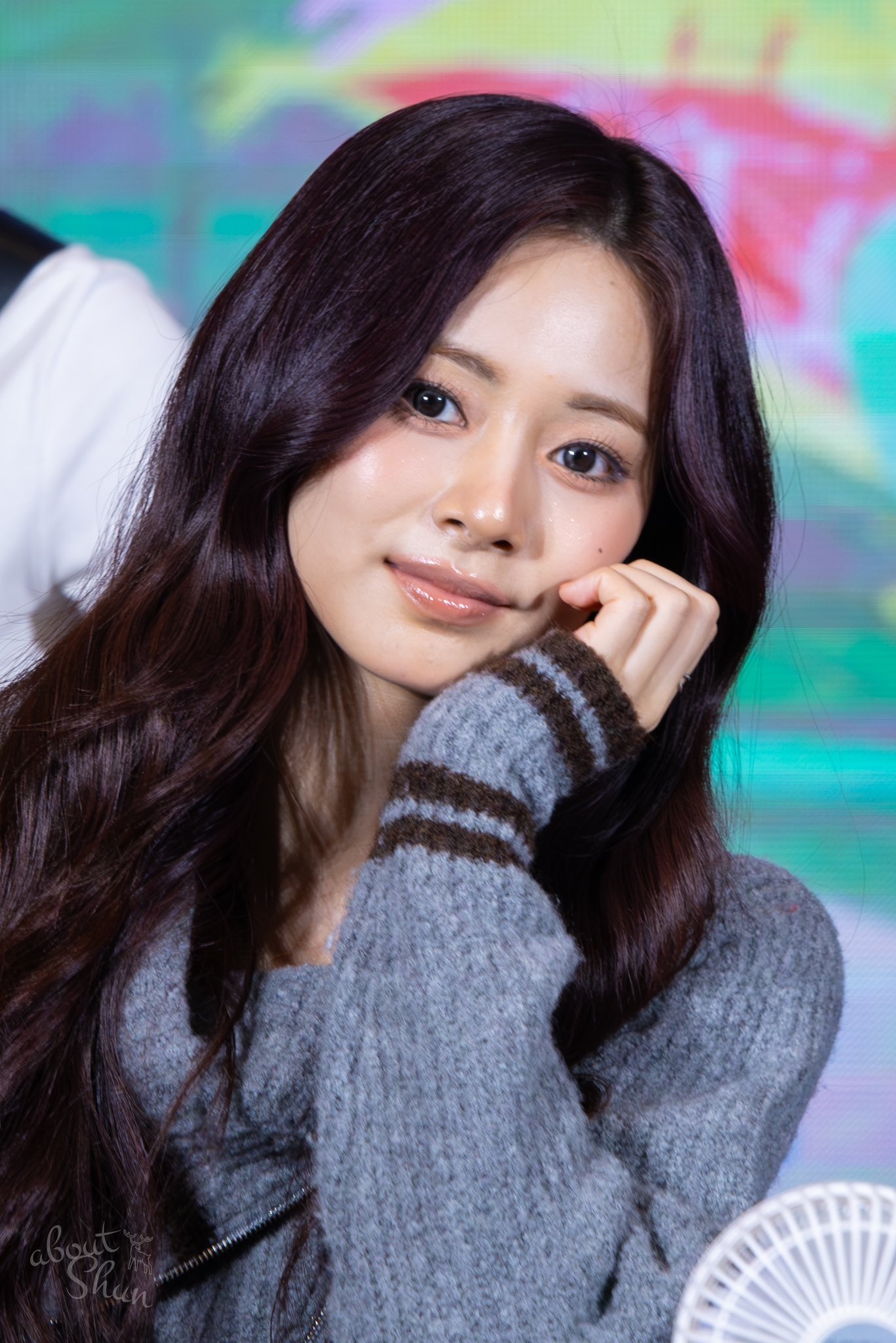 쯔위 (TWICE)의 비하인드 컷