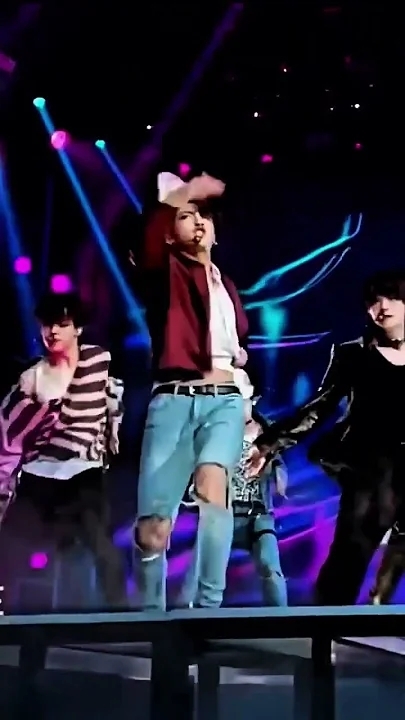 柾國 (防彈少年團)的最新活動照片