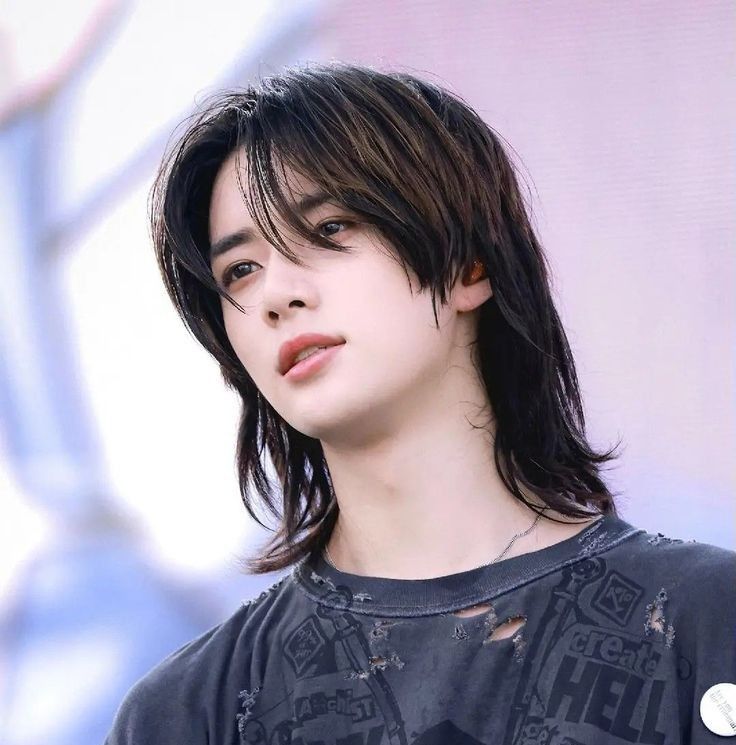 ボムギュ (TOMORROW X TOGETHER)の最新写真