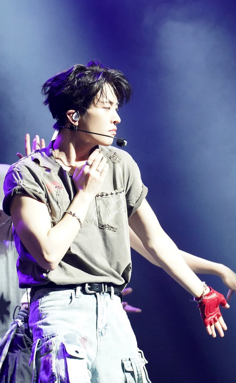 Recent activity shot of Youngjae (GOT7)