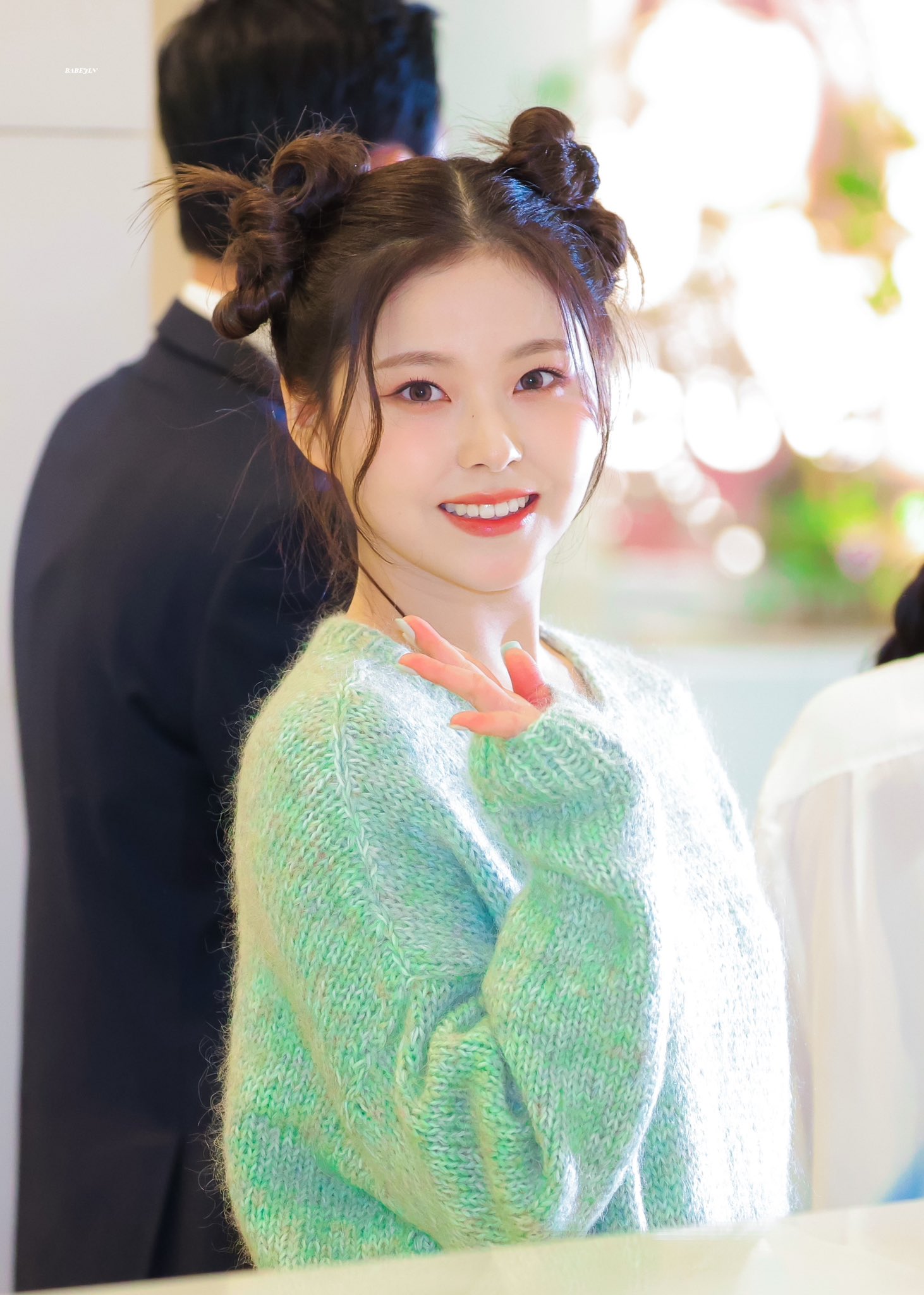 Foto terbaru Kyujin (NMIXX)