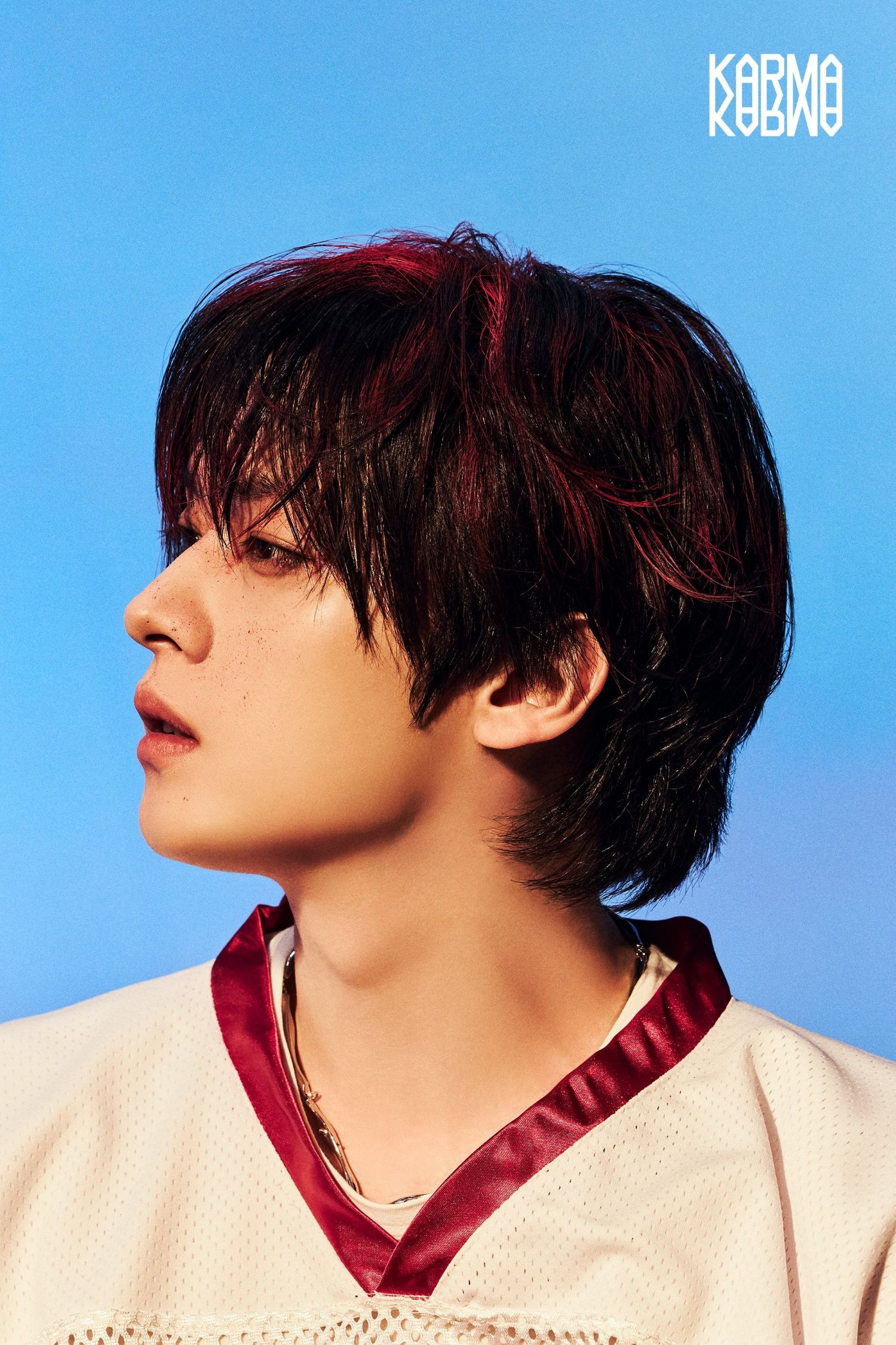 Latest photo of Lee Know (Stray Kids)