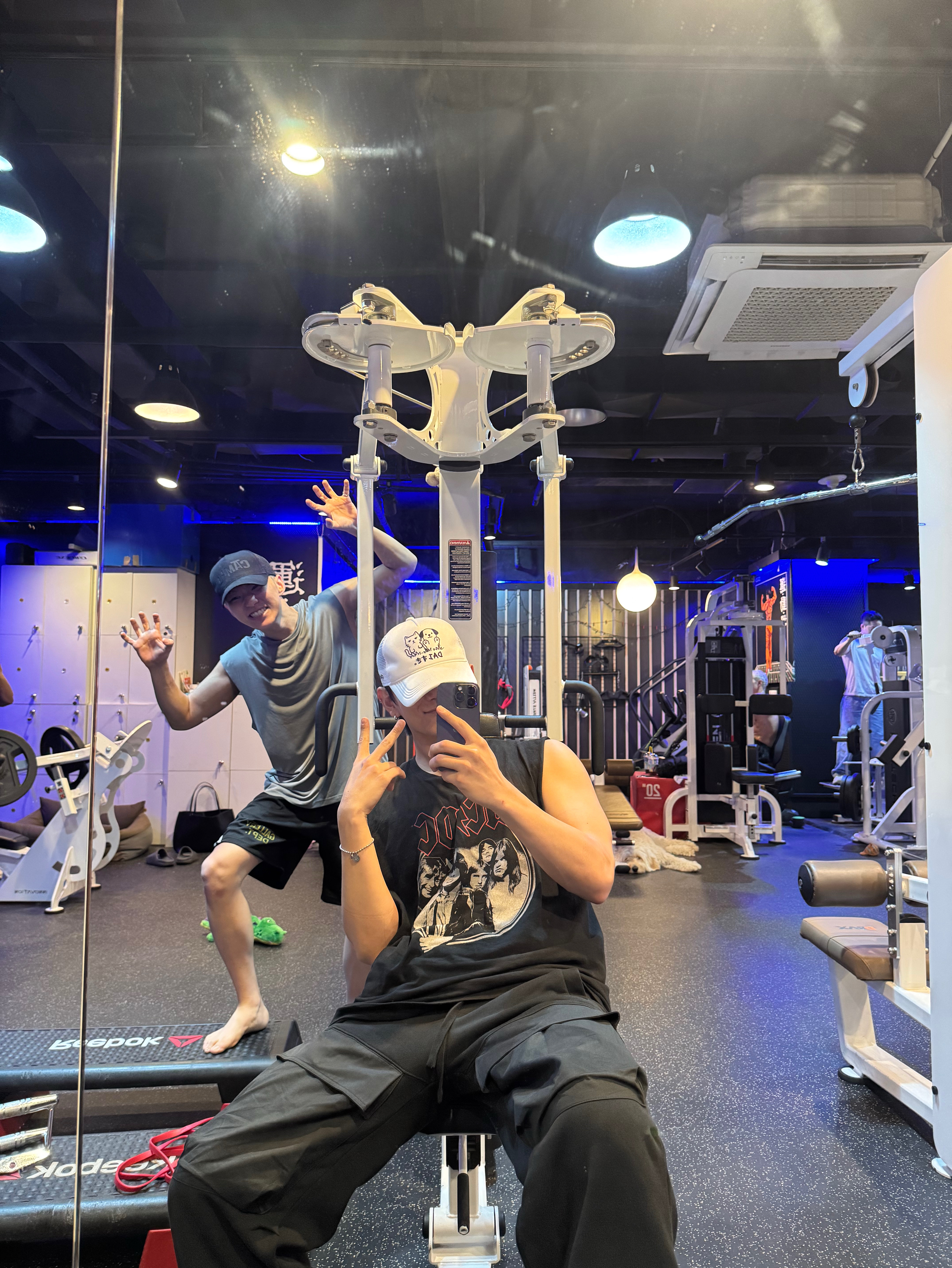 Latest photo of Joshua (SEVENTEEN)