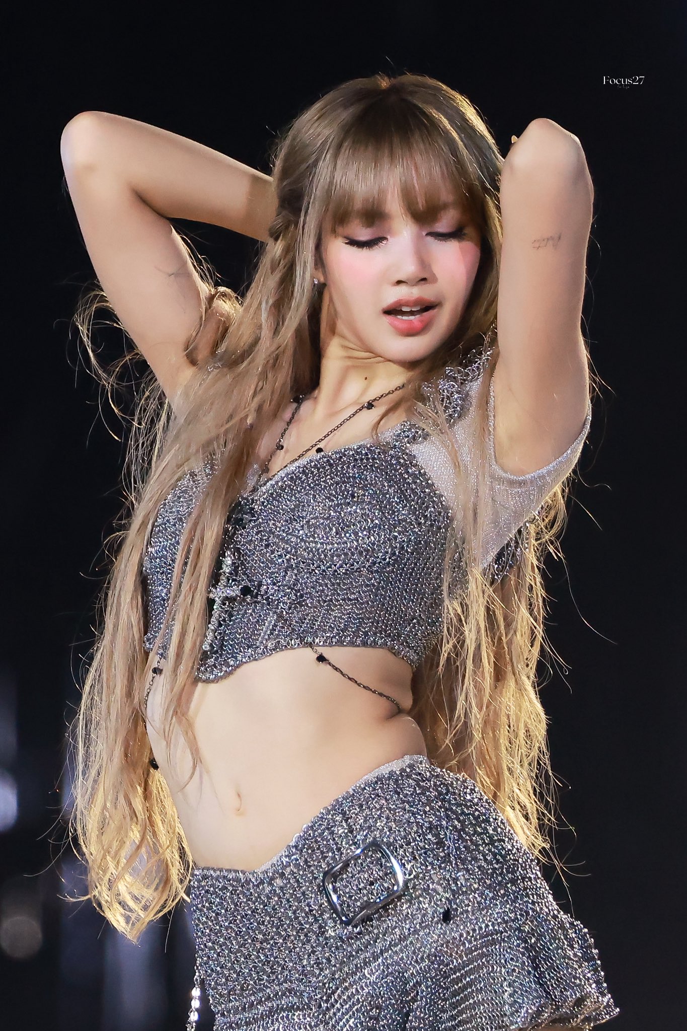 Lisa (BLACKPINK)粉丝拍下的瞬间