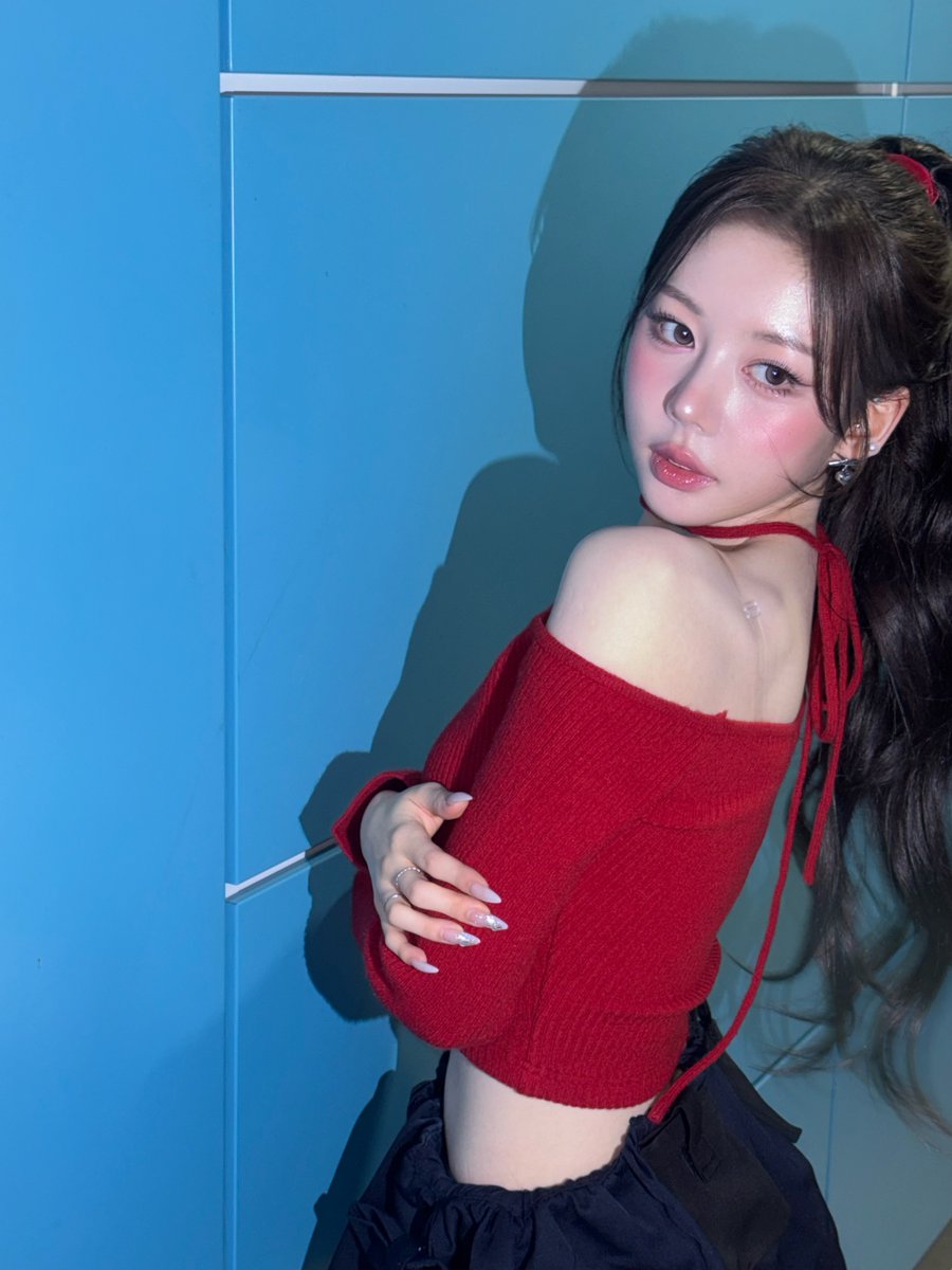 A moment captured by tripleS's fan