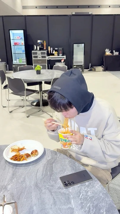 Foto aktivitas terbaru So Junghwan (TREASURE)