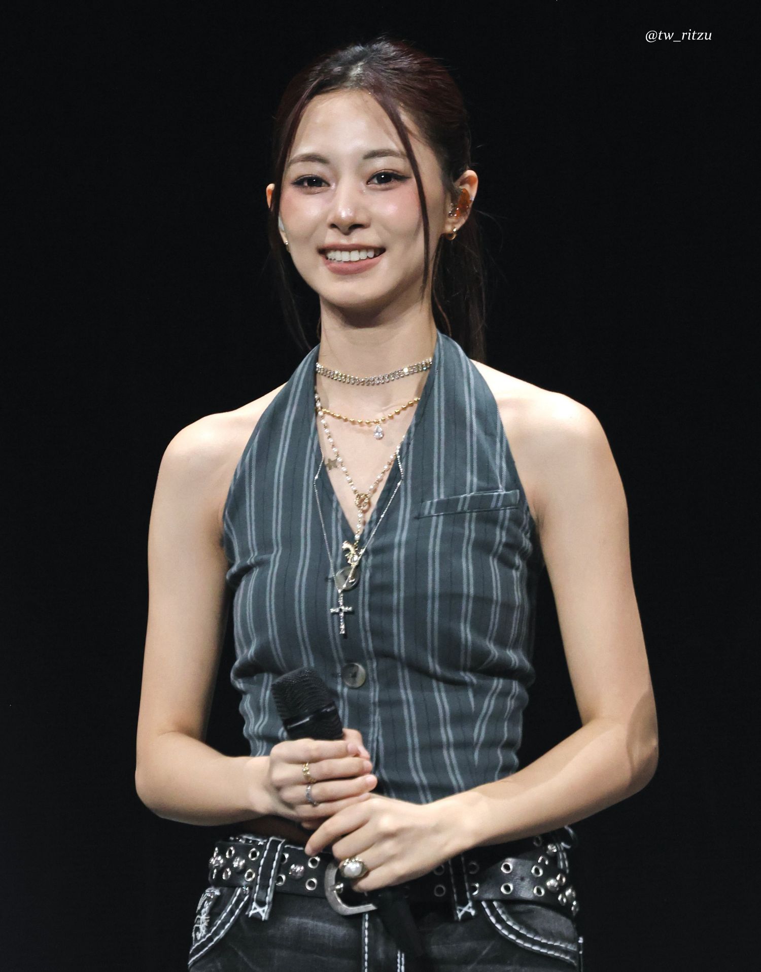 A moment captured by Tzuyu (TWICE)'s fan